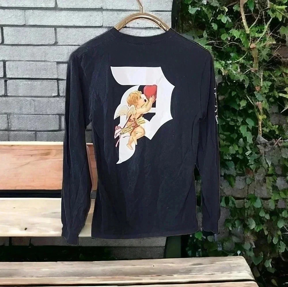 PRIMITIVE skateboarding long sleeve tee. Size small - Picture 3 of 7